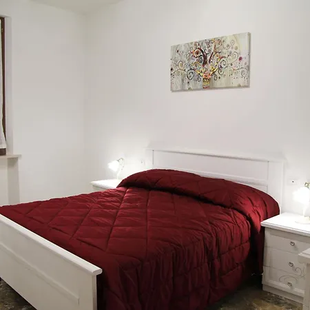 Primo Nyaraló Spello